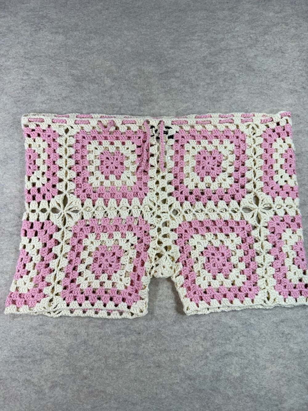 VICI Crochet Granny Square Shorts Size XL Pink White Boho Festival